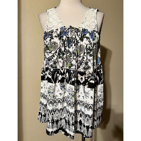 Olive Hill Floral Sleeveless A-line Floral Silky Blouse Size Small - Picture 1 of 4